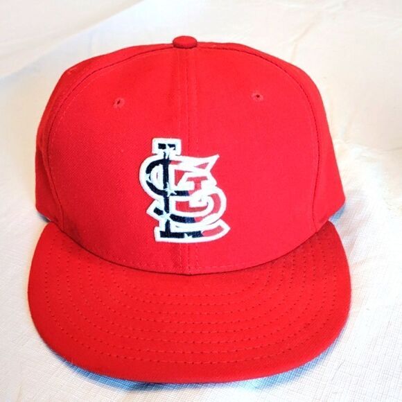 St. Louis Cardinals Fitted Hat - Picture 1 of 6